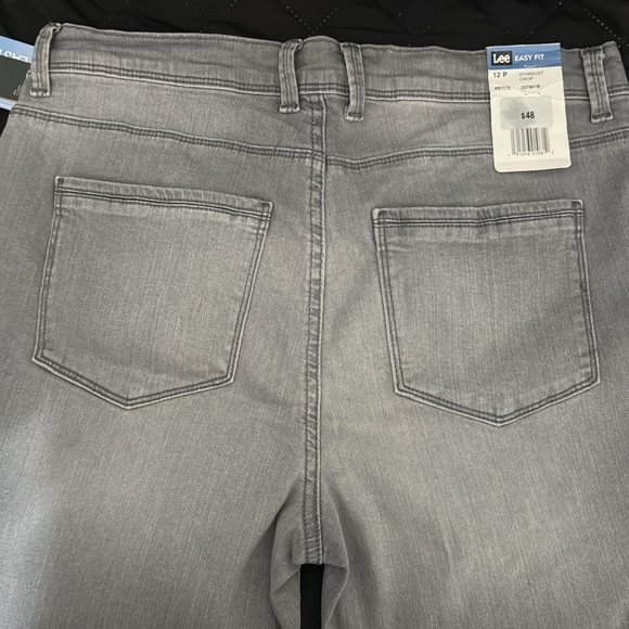 Women’s crop - Picture 4 of 5